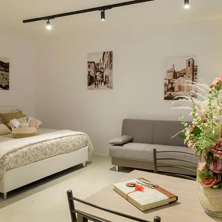 דירה Casa Falcucci גוביו